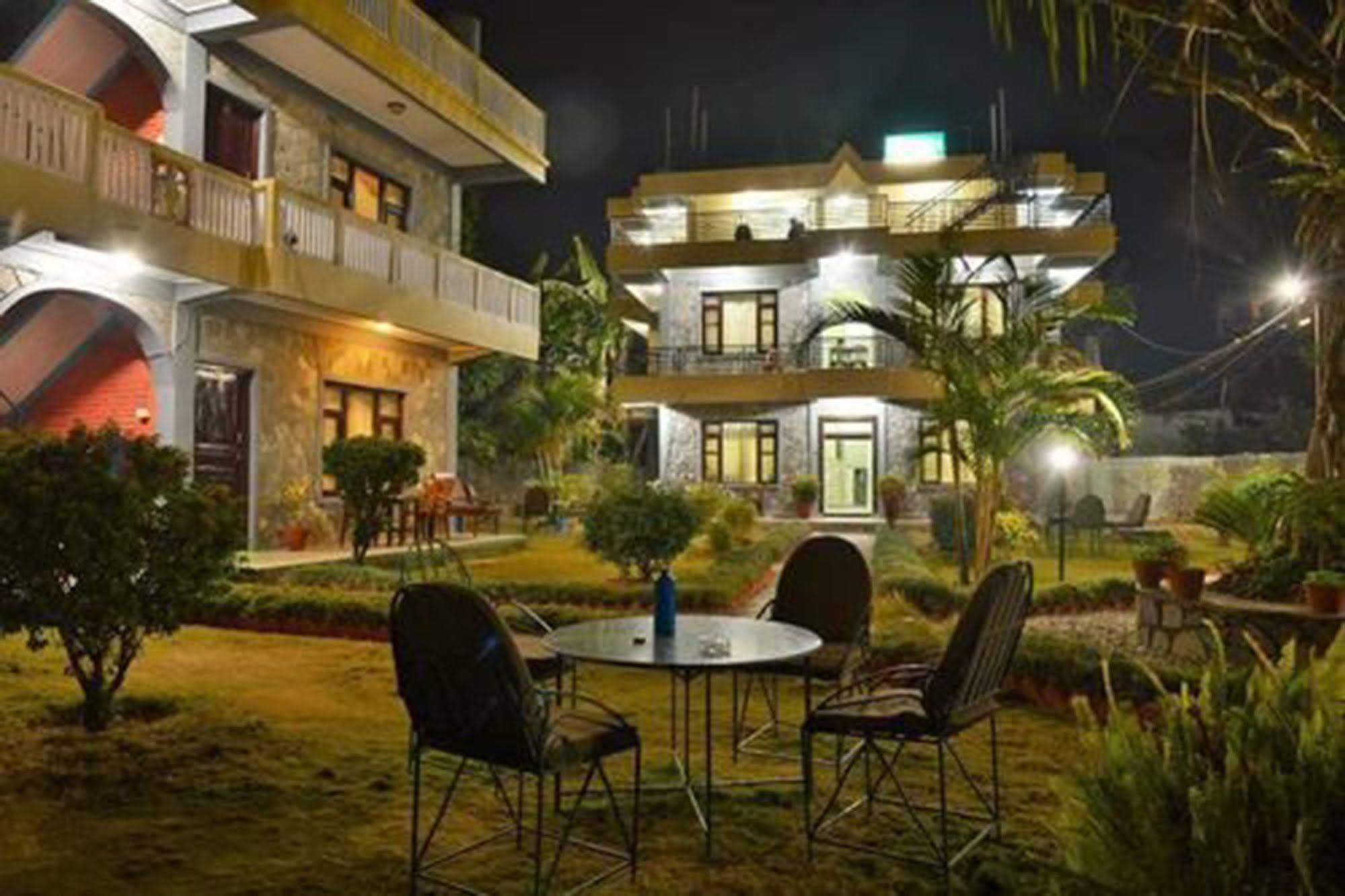 Hotel Mandala Ποκάρα Εξωτερικό φωτογραφία
